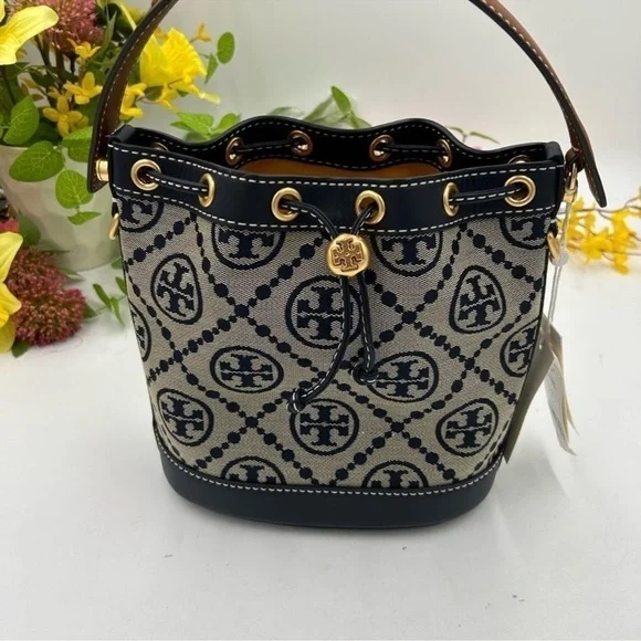 Women's Tory Burch, T monogram bucket bag, dark navy